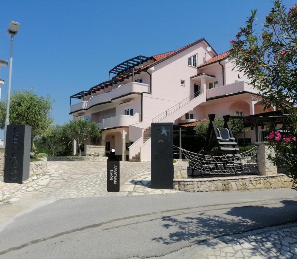 Apartmani Simon Lopar Zewnętrze zdjęcie