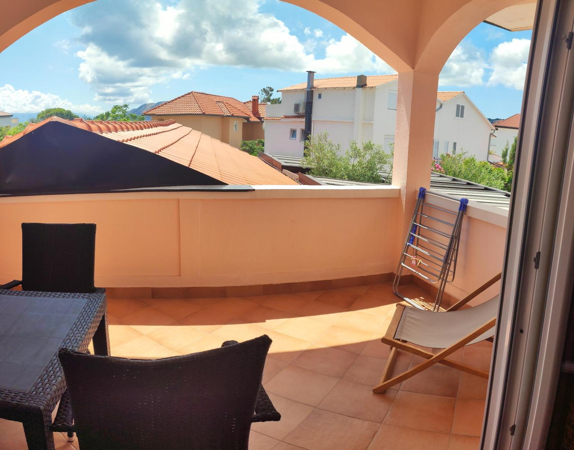 Apartmani Simon Lopar Zewnętrze zdjęcie