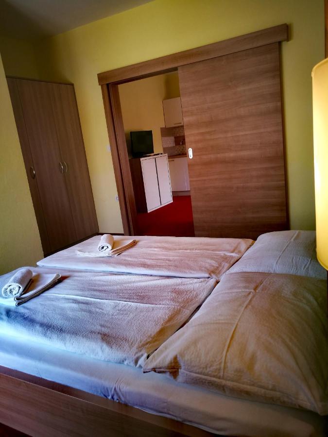 Apartmani Simon Lopar Zewnętrze zdjęcie